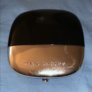 Marc Jacobs Accomplice Instant Blurring Powder